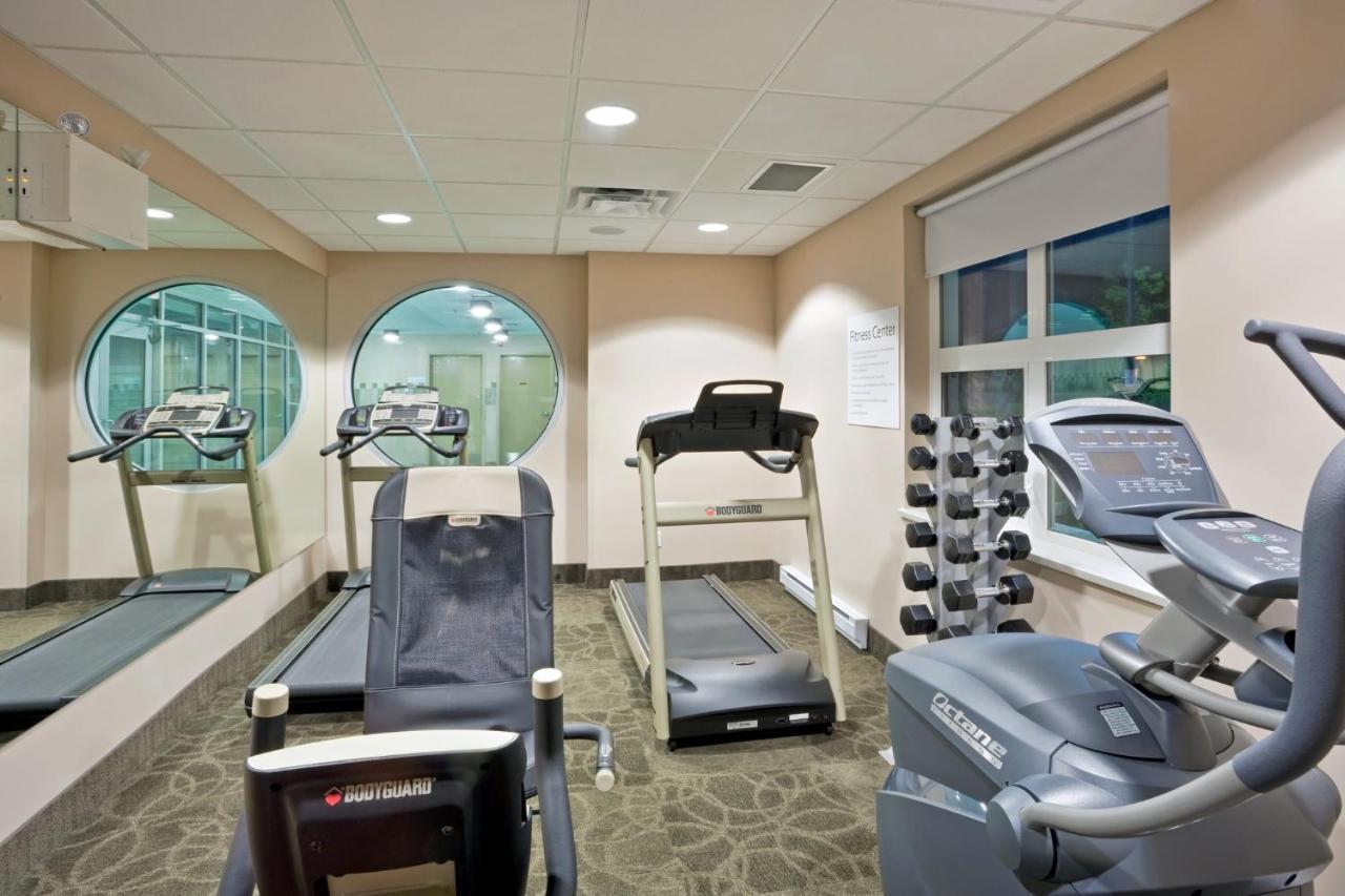 Holiday Inn Hotel & Suites Surrey East - Cloverdale By Ihg Extérieur photo