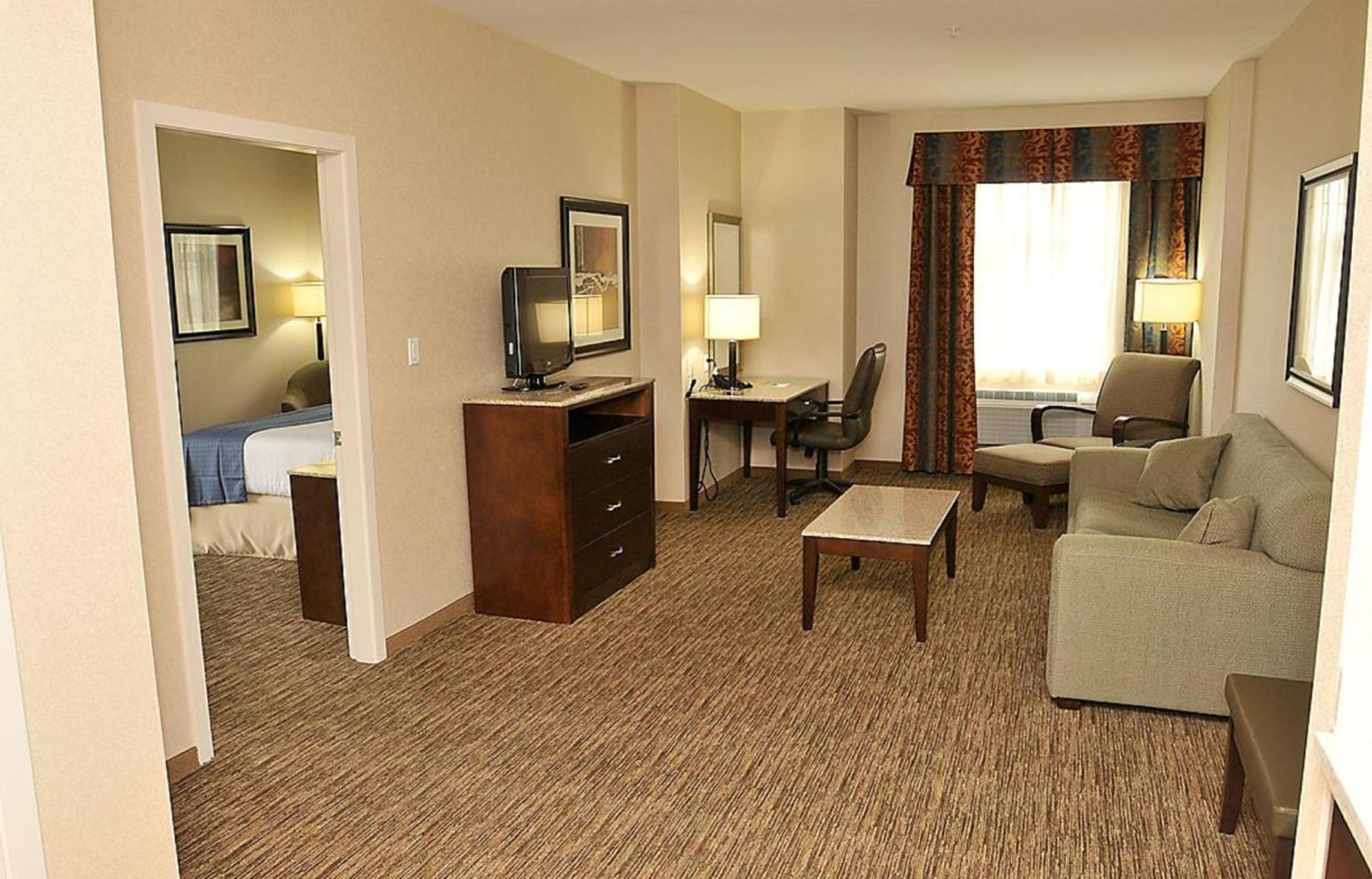 Holiday Inn Hotel & Suites Surrey East - Cloverdale By Ihg Extérieur photo