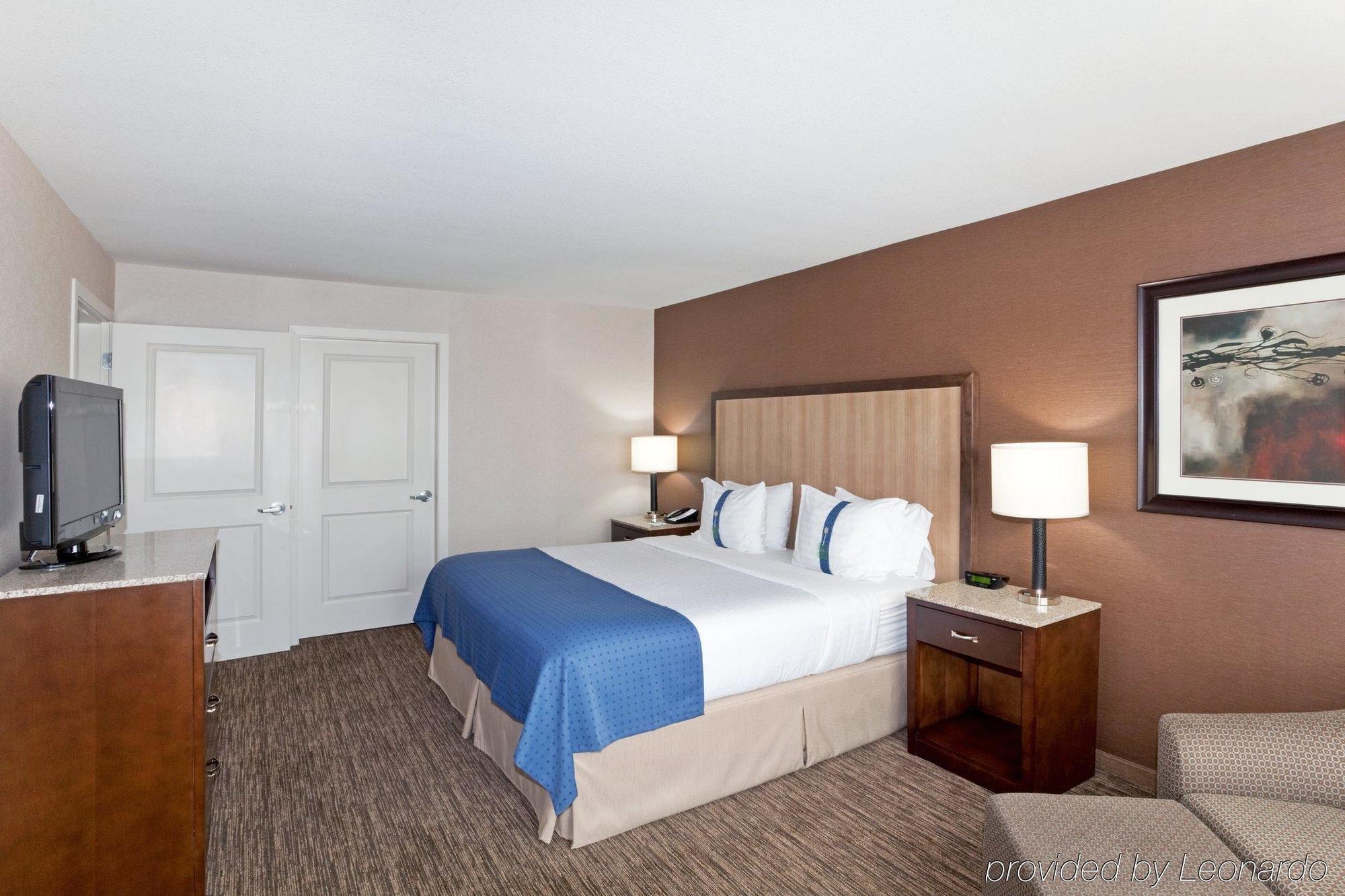 Holiday Inn Hotel & Suites Surrey East - Cloverdale By Ihg Chambre photo