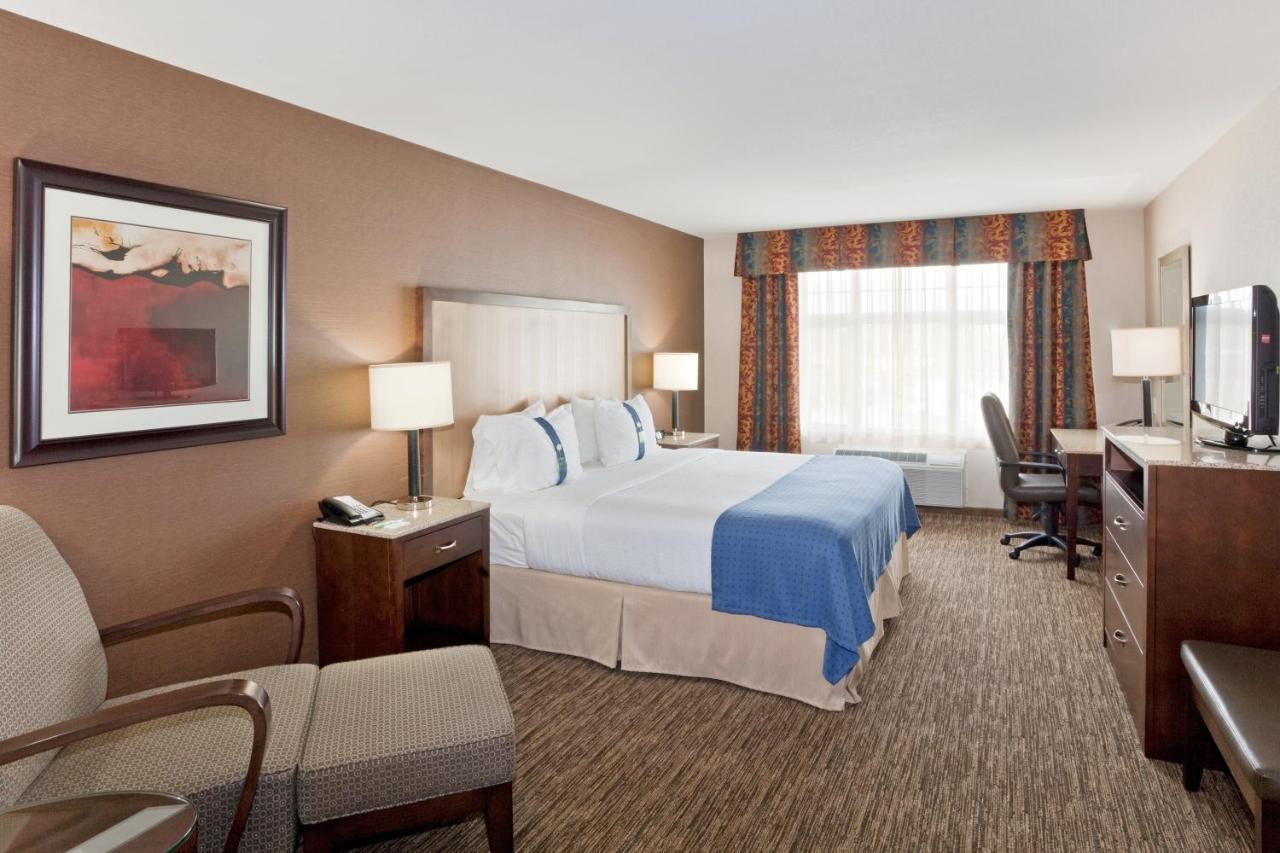 Holiday Inn Hotel & Suites Surrey East - Cloverdale By Ihg Extérieur photo